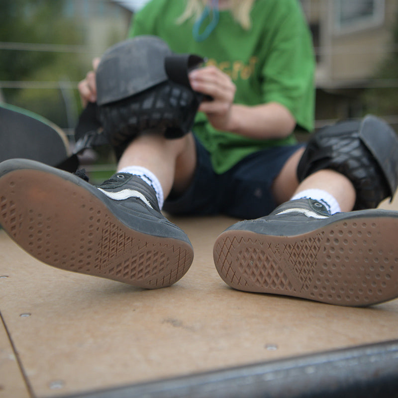 Kids knee and elbow pads